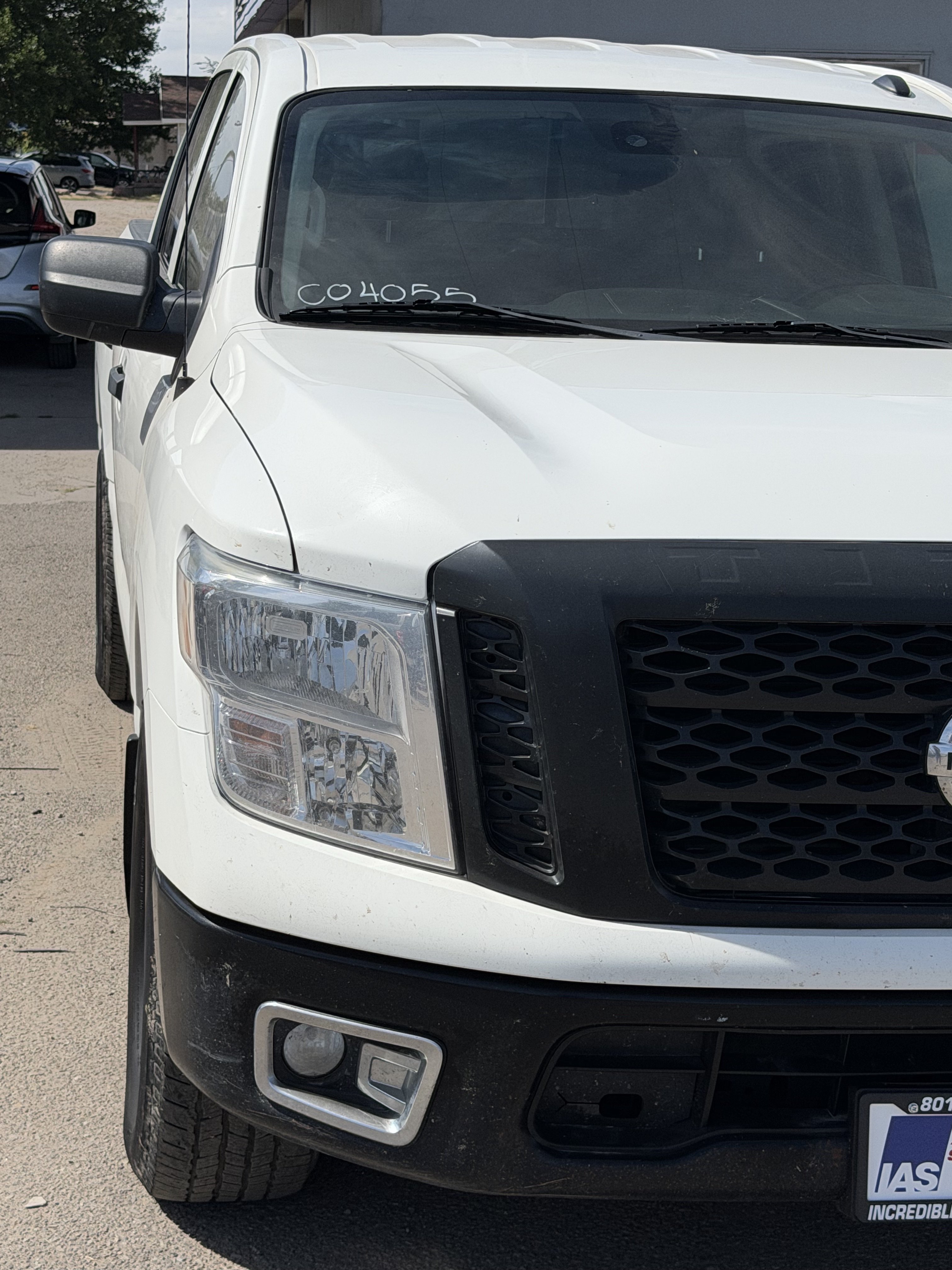 Used 2019 Nissan Titan S AWD/4WD image 10