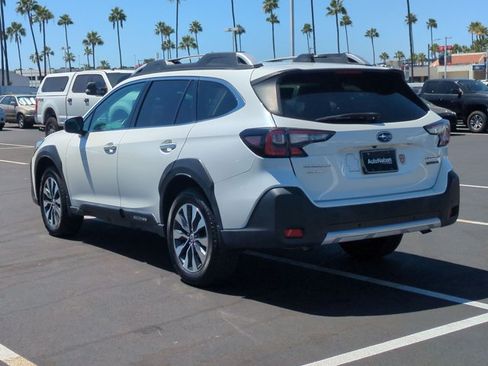 Used 2024 Subaru Outback Touring XT AWD/4WD image 8