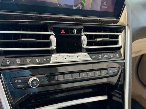 Used 2024 BMW 840i Convertible RWD image 19