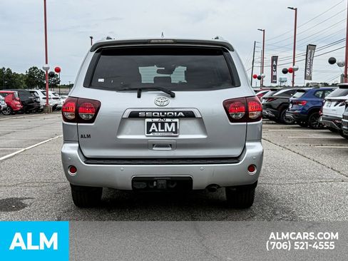 Used 2021 Toyota Sequoia Platinum RWD image 5