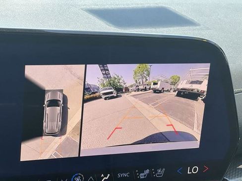 New 2026 Chevrolet Traverse High Country AWD/4WD image 15