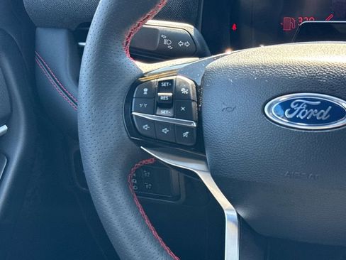Used 2025 Ford Explorer ST-Line w/ Premium Package image 16