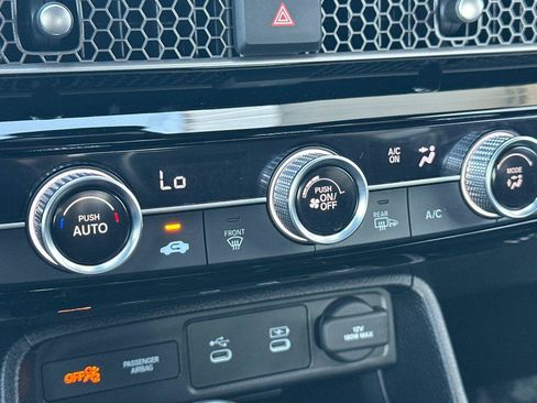 Certified 2025 Honda Civic Sport image 18