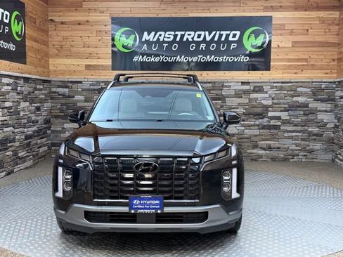 Used 2024 Hyundai Palisade Limited AWD/4WD image 3