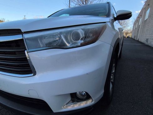 Used 2015 Toyota Highlander Limited Platinum image 11