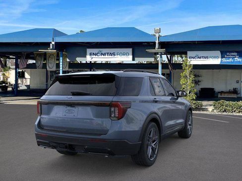 New 2026 Ford Explorer ST-Line w/ ST-Line Street Pack image 8