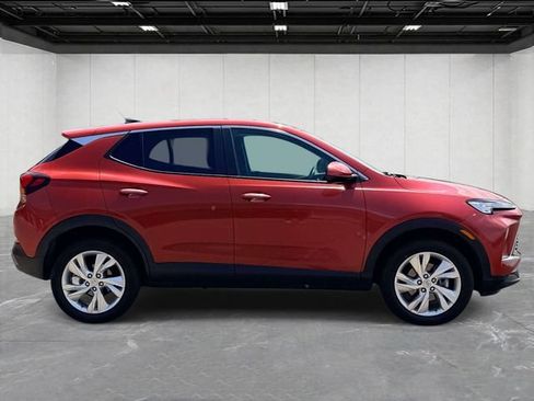 Used 2024 Buick Encore GX Preferred AWD/4WD image 4