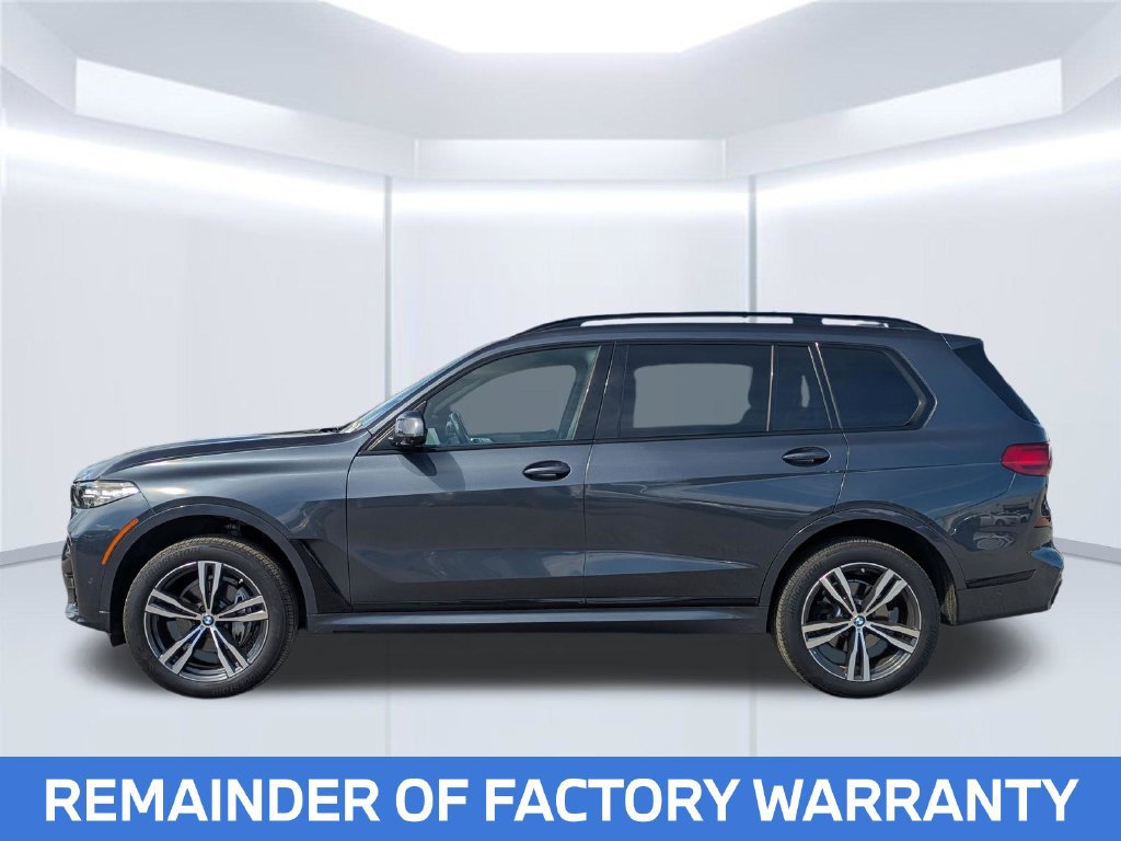 Used 2022 BMW X7 xDrive40i w/ M Sport Package AWD/4WD image 2