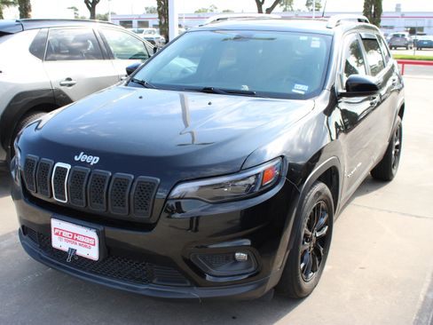 Used 2020 Jeep Cherokee Latitude Plus FWD image 6