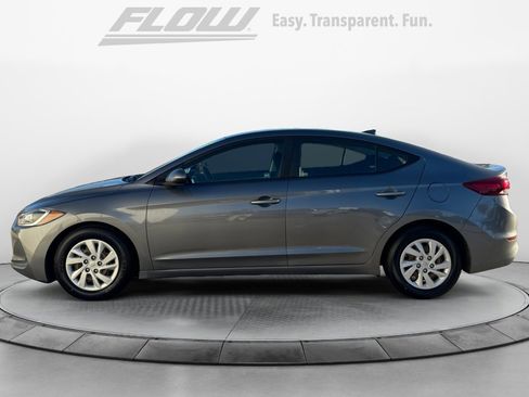 Used 2018 Hyundai Elantra SE w/ SE Connectivity Package 04 image 5