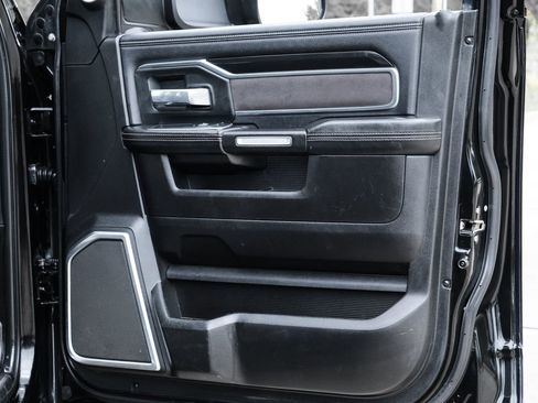 Used 2019 RAM 2500 Laramie AWD/4WD image 37