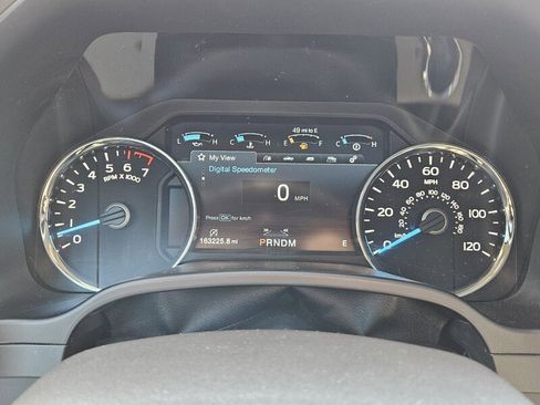 Used 2020 Ford F150 Lariat image 26