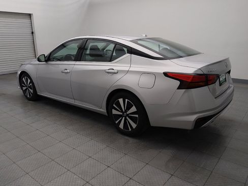 Used 2019 Nissan Altima 2.5 SL image 3