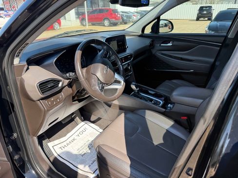 Used 2019 Hyundai Santa Fe SEL w/ Cargo Package image 6