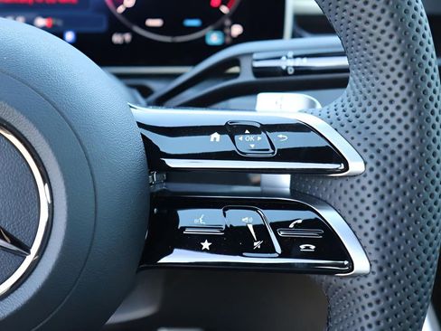 New 2026 Mercedes-Benz C 300 4MATIC Sedan image 34