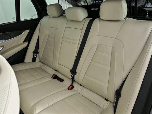 Used 2019 Mercedes-Benz E 63 AMG S image 25