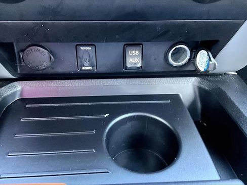 Used 2015 Toyota Tundra 1794 Edition AWD/4WD image 15