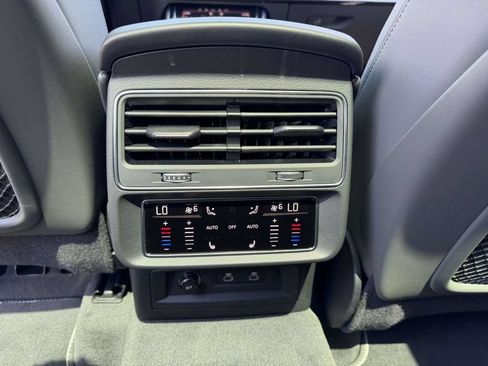 Used 2026 Audi Q7 3.0T Premium Plus w/ Premium Plus Package AWD/4WD image 23