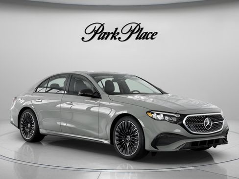 New 2026 Mercedes-Benz E 350 Sedan image 32