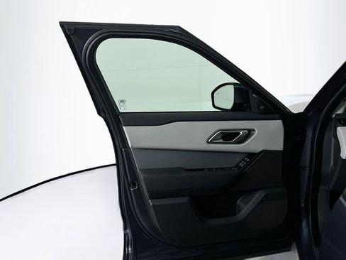 Used 2024 Land Rover Range Rover Velar S image 11