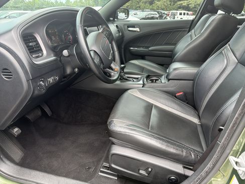Used 2021 Dodge Charger SXT w/ Plus Group RWD image 13