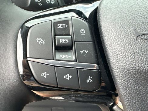 New 2025 Ford Escape SE image 57