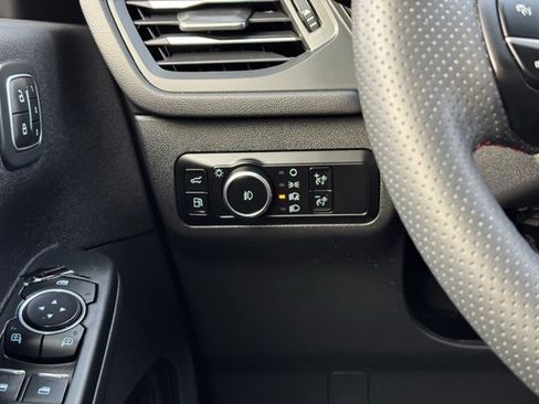 Certified 2023 Ford Escape ST-Line Elite w/ Premium Technology Package image 33