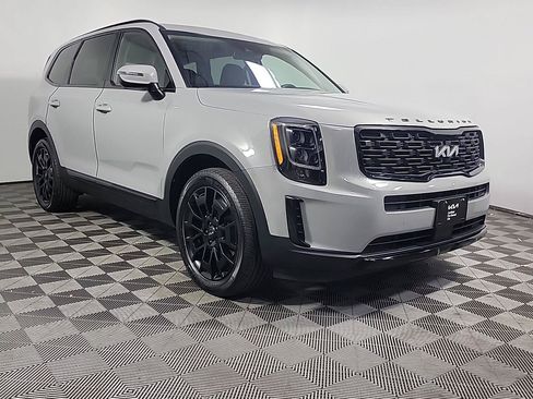 Certified 2022 Kia Telluride EX w/ EX Premium Package AWD/4WD image 1