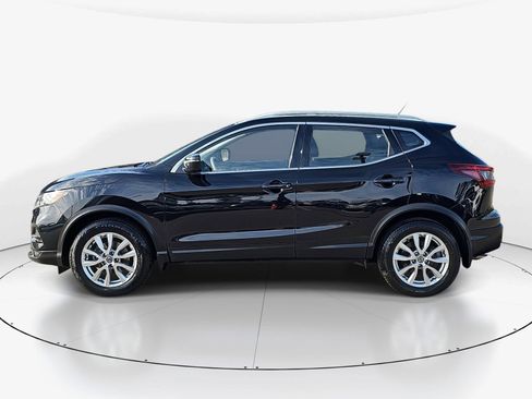 Used 2020 Nissan Rogue Sport SV image 6