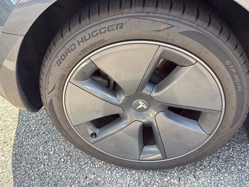 Used 2023 Tesla Model 3 Standard Range RWD image 7