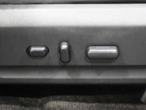 Used 2015 Ford Expedition EL XLT w/ Equipment Group 202A AWD/4WD image 27