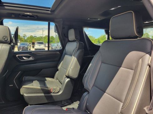 Used 2021 GMC Yukon SLT w/ SLT Premium Package RWD image 28