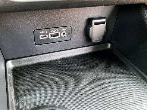 Used 2023 Nissan Sentra SV w/ SV Premium Package image 34