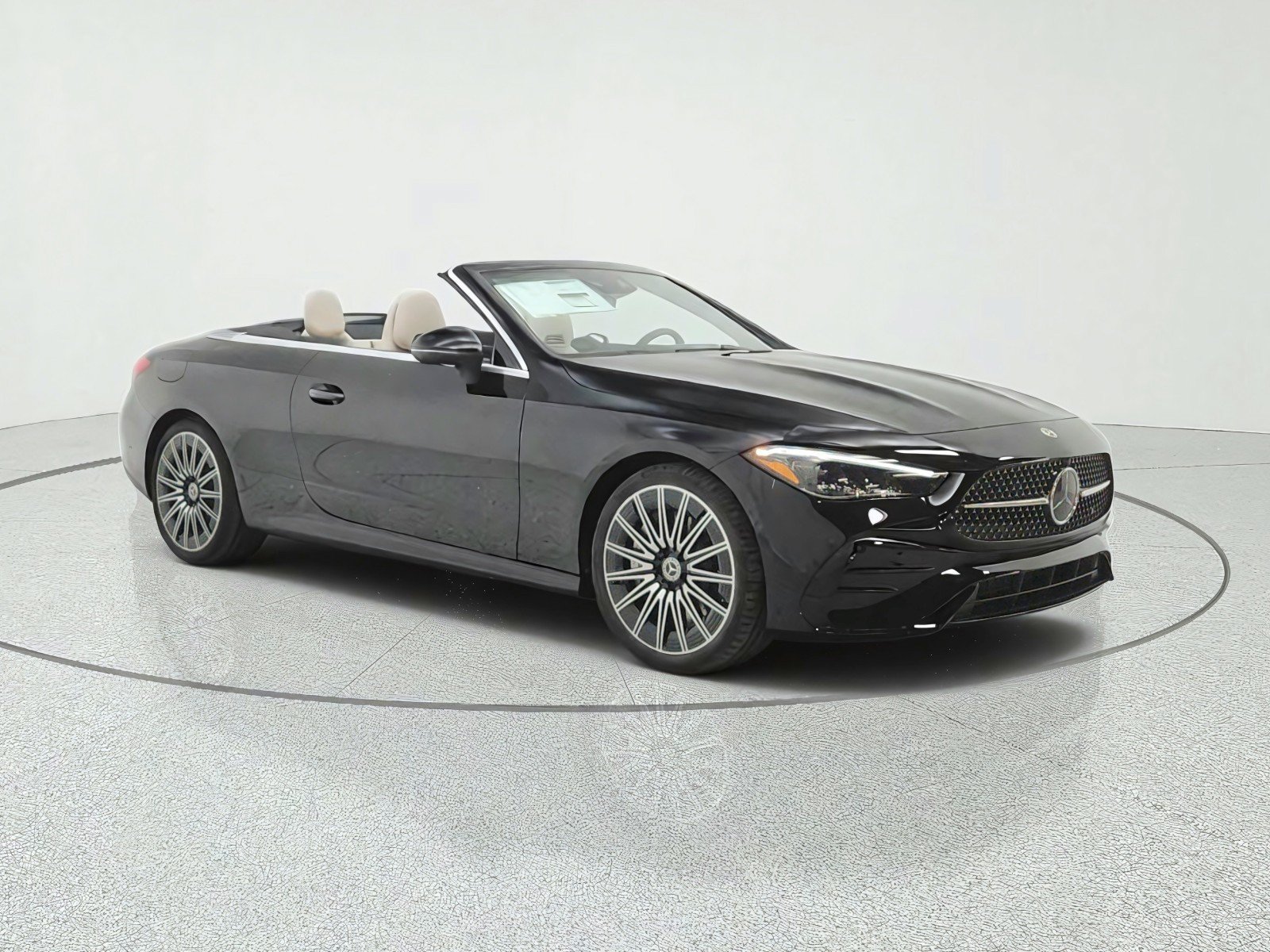 New 2027 Mercedes-Benz CLE 450 4MATIC Cabriolet image 3