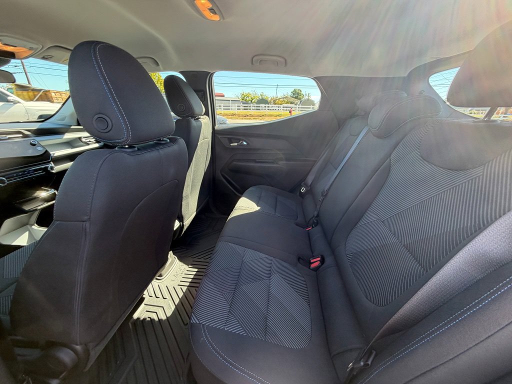 Used 2027 Chevrolet Bolt LT FWD image 14