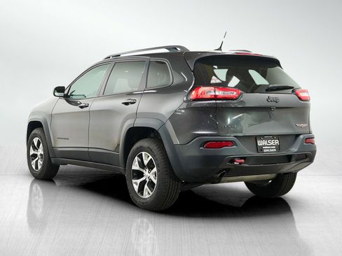 Used 2015 Jeep Cherokee Trailhawk w/ Leather Interior Group AWD/4WD image 3