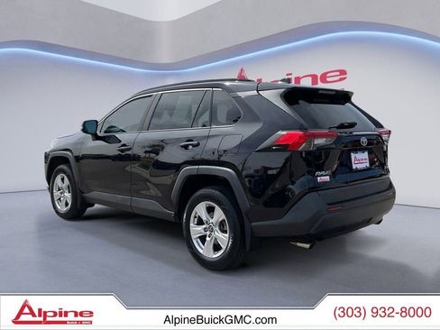 Used 2020 Toyota RAV4 XLE w/ Convenience Package AWD/4WD image 3