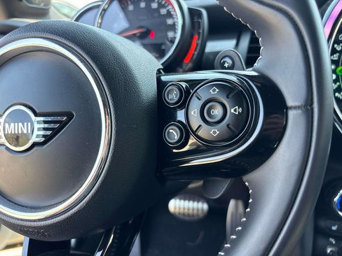Used 2019 MINI Cooper John Cooper Works w/ Signature Upholstery Package FWD image 20
