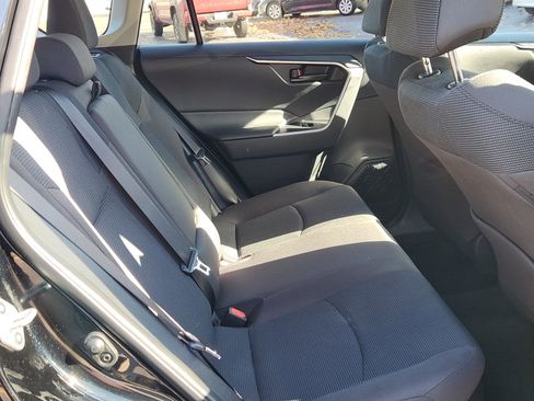 Certified 2025 Toyota RAV4 LE image 30