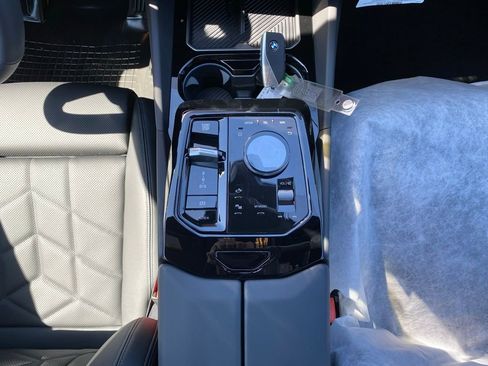 New 2026 BMW 530i xDrive AWD/4WD image 10