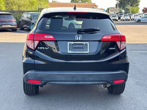 Used 2018 Honda HR-V EX image 4
