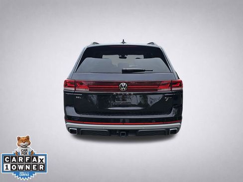 Used 2024 Volkswagen Atlas Peak Edition SEL AWD/4WD image 5