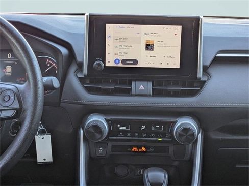 Used 2023 Toyota RAV4 LE image 17