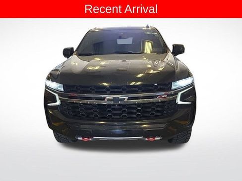 Used 2021 Chevrolet Tahoe Z71 w/ Z71 Off-Road Package AWD/4WD image 4