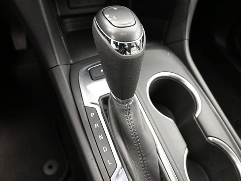 Used 2021 Chevrolet Equinox LS image 26