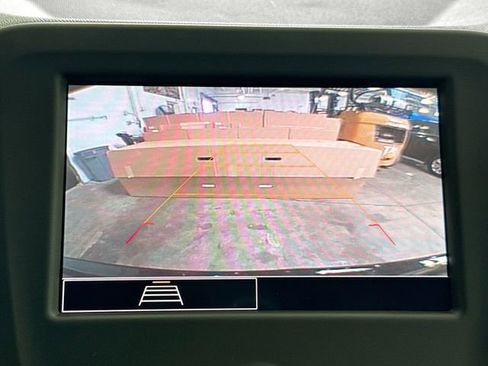 Used 2023 Chevrolet Equinox LS FWD image 14