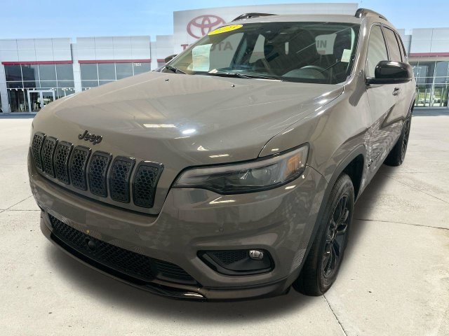 Used 2023 Jeep Cherokee Altitude Lux AWD/4WD image 4