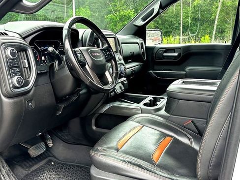 Used 2021 GMC Sierra 1500 AT4 w/ AT4 Value Package AWD/4WD image 13