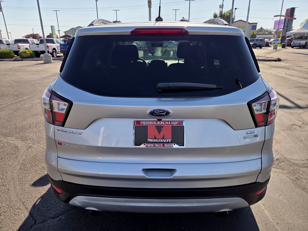 Used 2018 Ford Escape SE AWD/4WD image 4