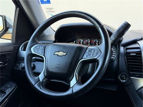 Used 2017 Chevrolet Tahoe Premier AWD/4WD image 17